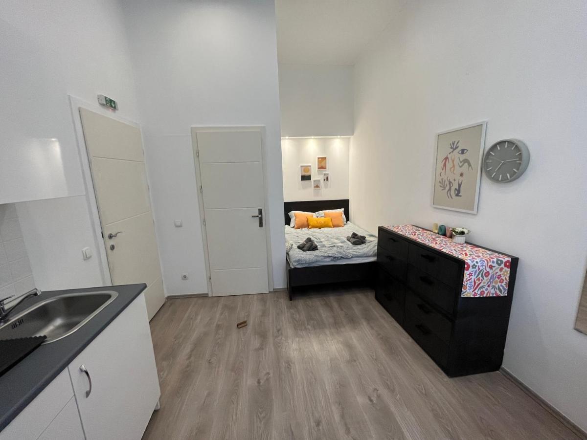 D58 Superior Apartments In The City Center Budapeste Exterior foto